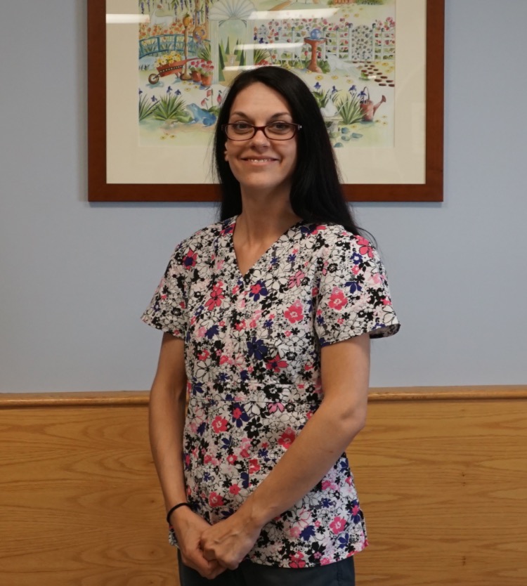 Sara is a vet tech -Newbury Animal Hospital - Newbury, MA Sara is a vet tech -Newbury Animal Hospital - Newbury, MA